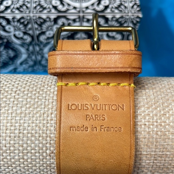 Louis Vuitton Tan Leather Poignet Strap with Gold Buckle - Picture 2 of 7